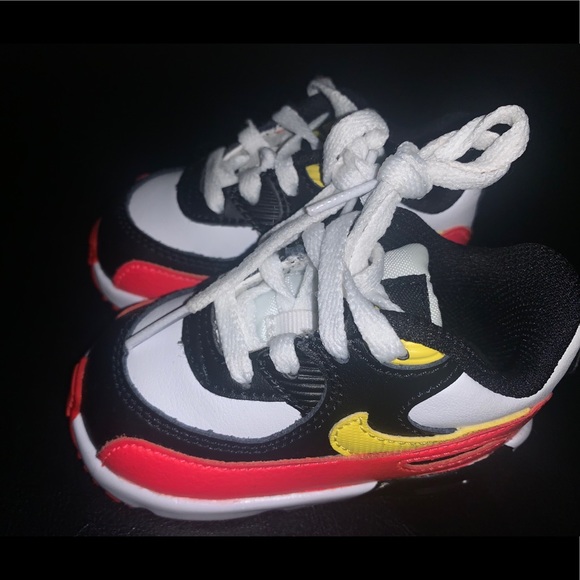 Toddler Nike sneakers - Picture 2 of 3